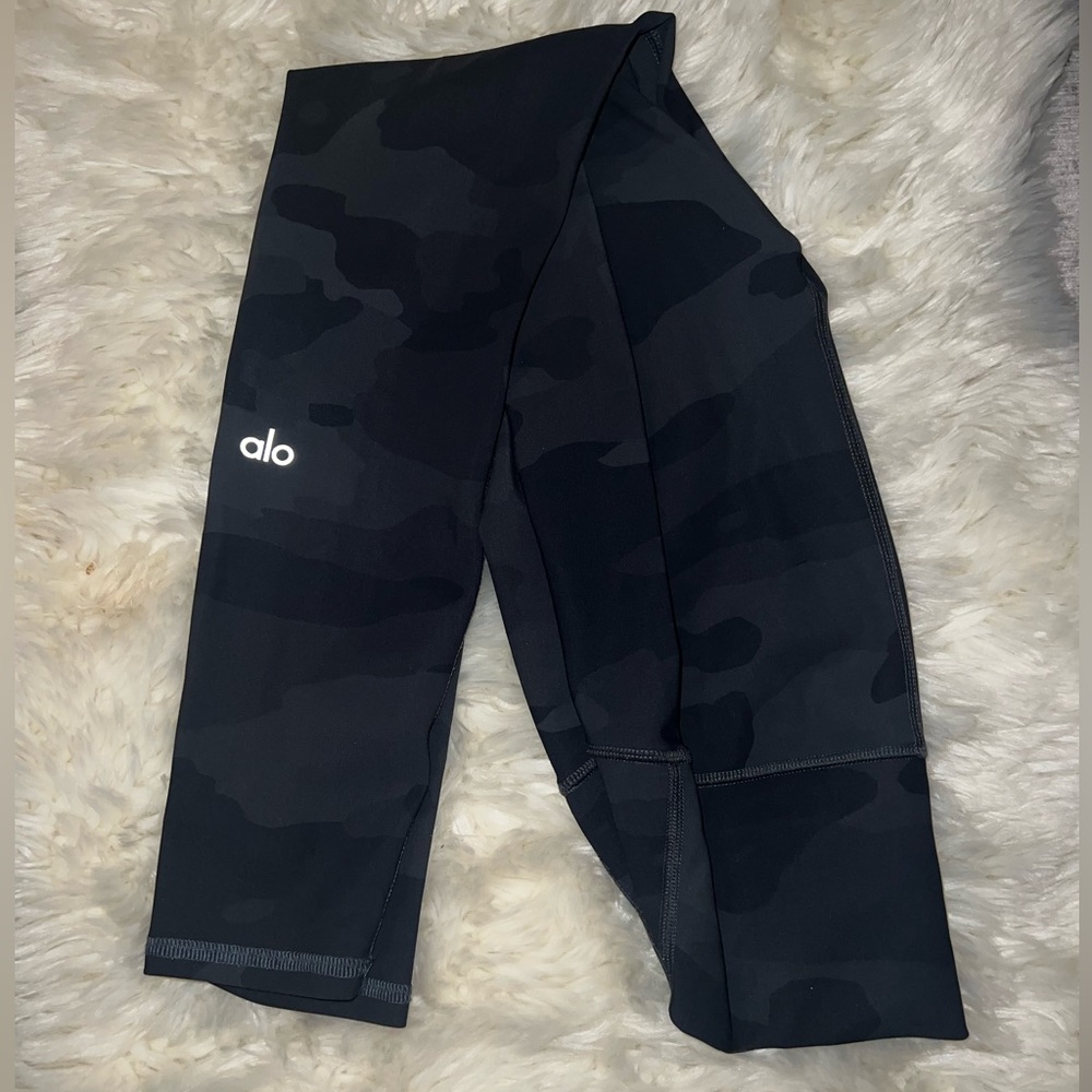 ALO Yoga Vapor Camo 7/8 Leggings size S